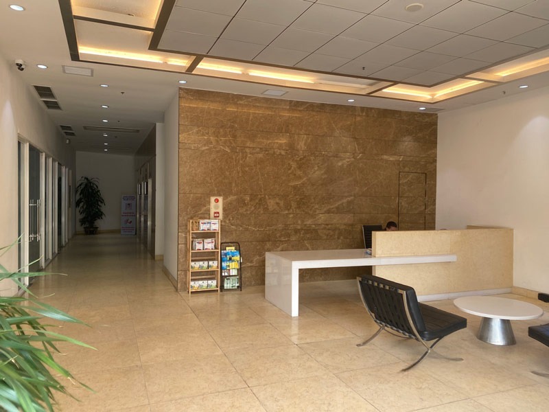 Sảnh lễ tân tòa nhà Detech Tower số 8 Tôn Thất Thuyết